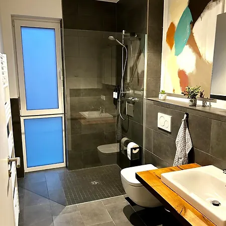 Liteliving Cozy - Sauna - Balkon - Parken - Bbq - Modern & Gemuetlich